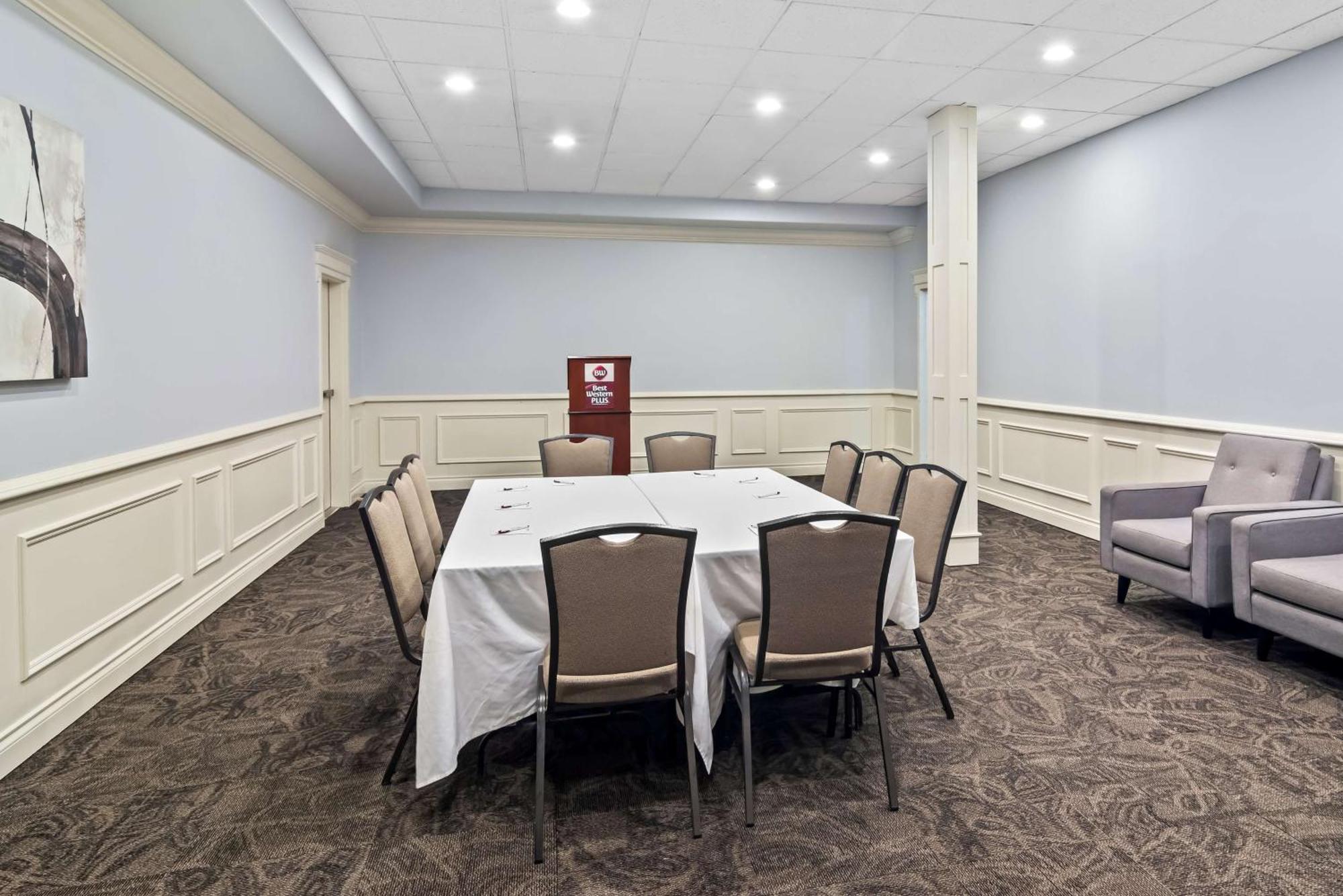Best Western Plus Pitt Meadows Inn & Suites Luaran gambar