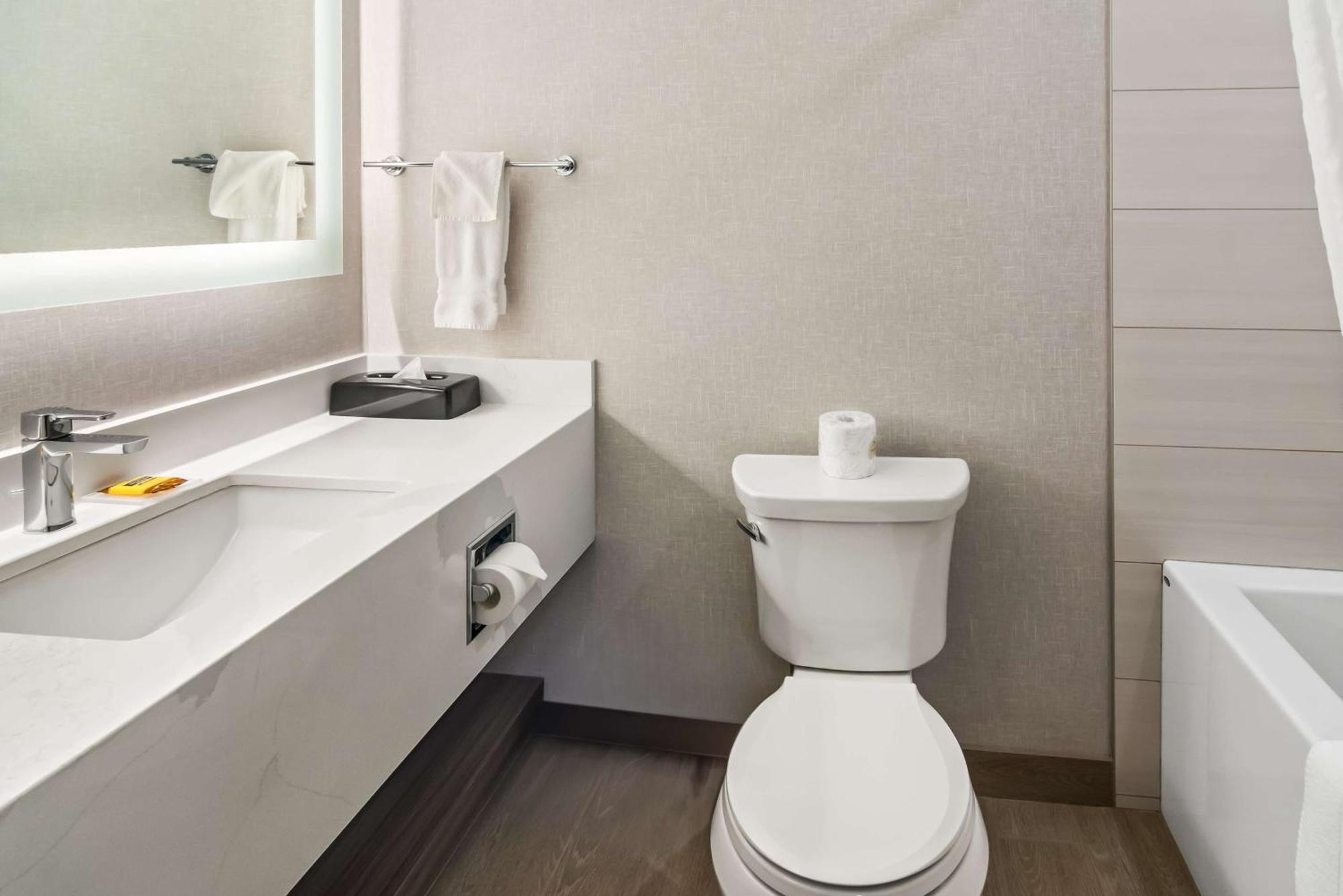 Best Western Plus Pitt Meadows Inn & Suites Luaran gambar